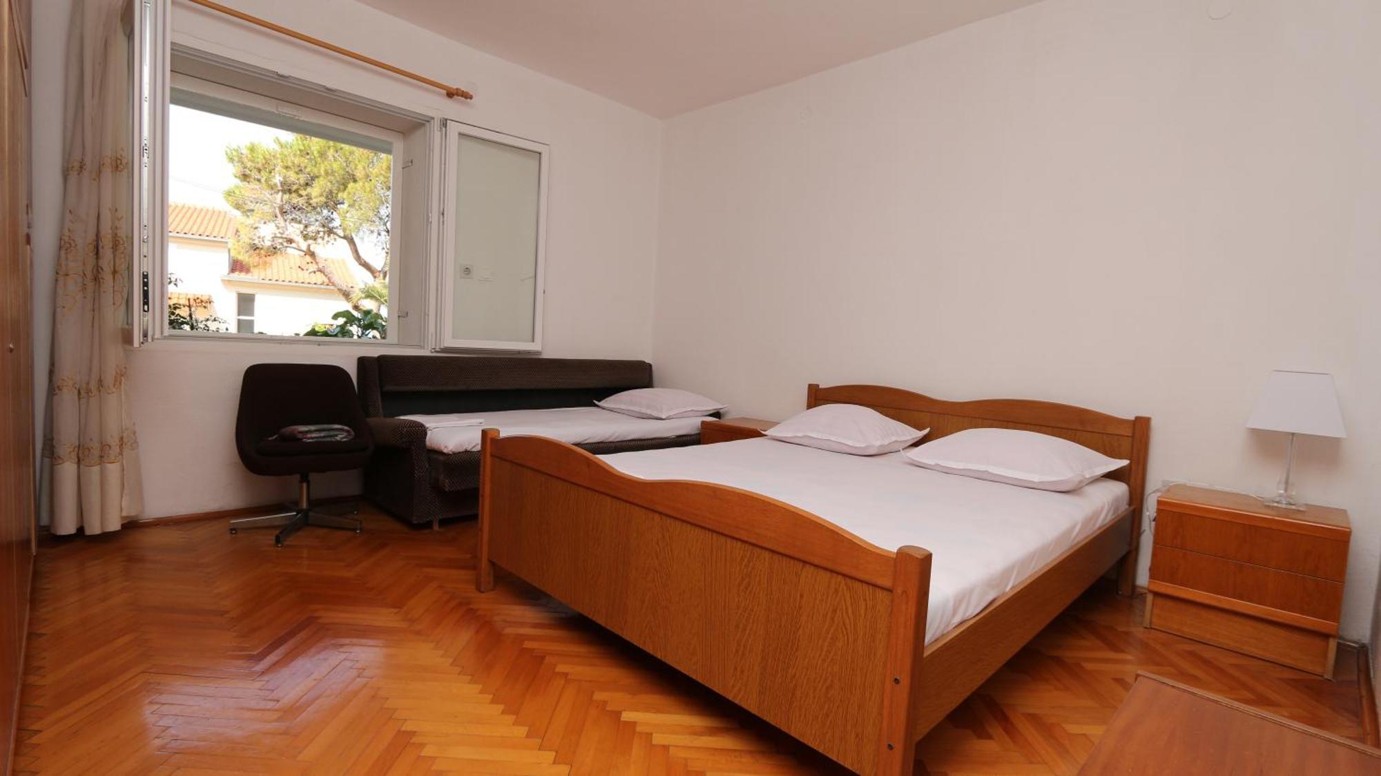 Dinka Guesthouse Makarska Exteriör bild
