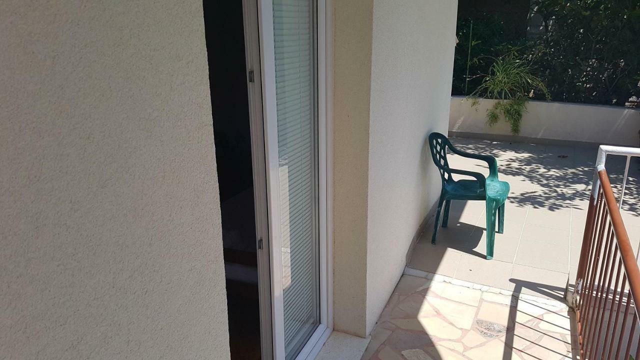 Dinka Guesthouse Makarska Exteriör bild